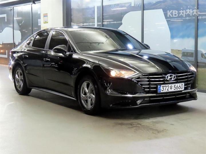 Hyundai Sonata 2.0 LPG 렌터카 — foto 1