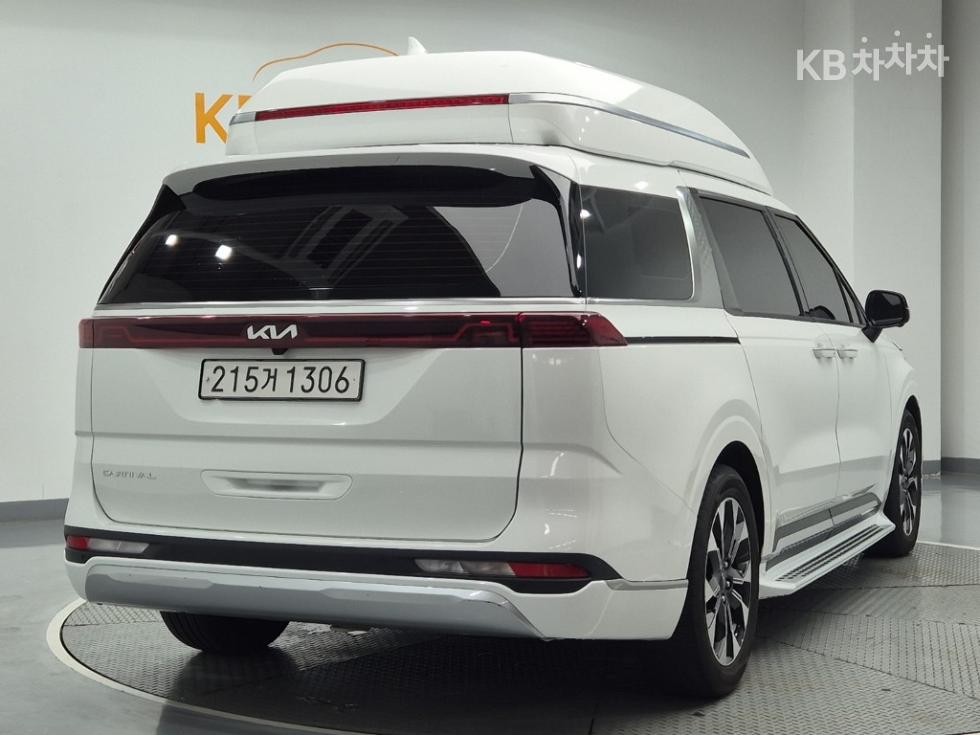Kia Carnival — miniaturë 3