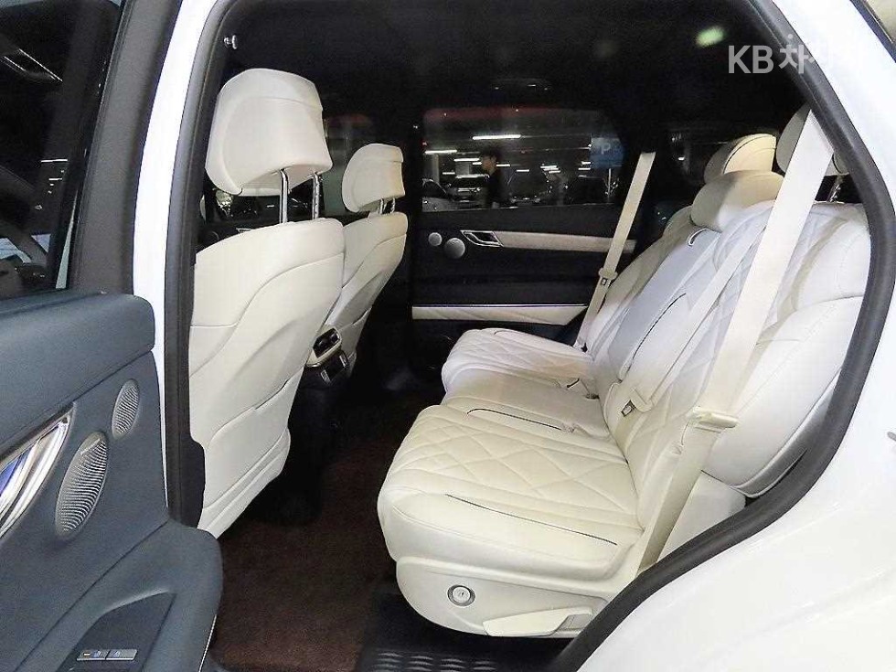 2024 Genesis GV80 photo