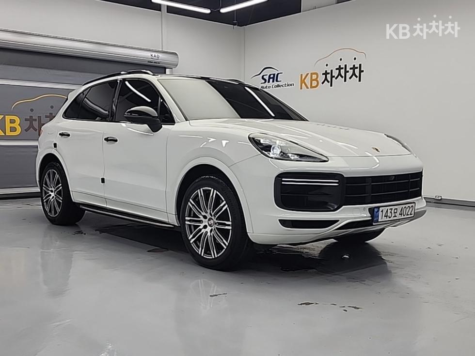 2019 Porsche (9Y0) photo
