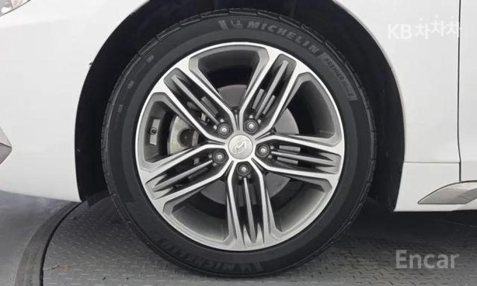Hyundai Grandeur — miniaturë 3