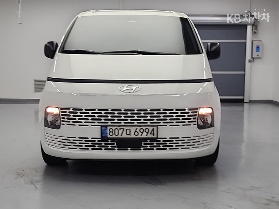 Hyundai Staria — miniaturë 2