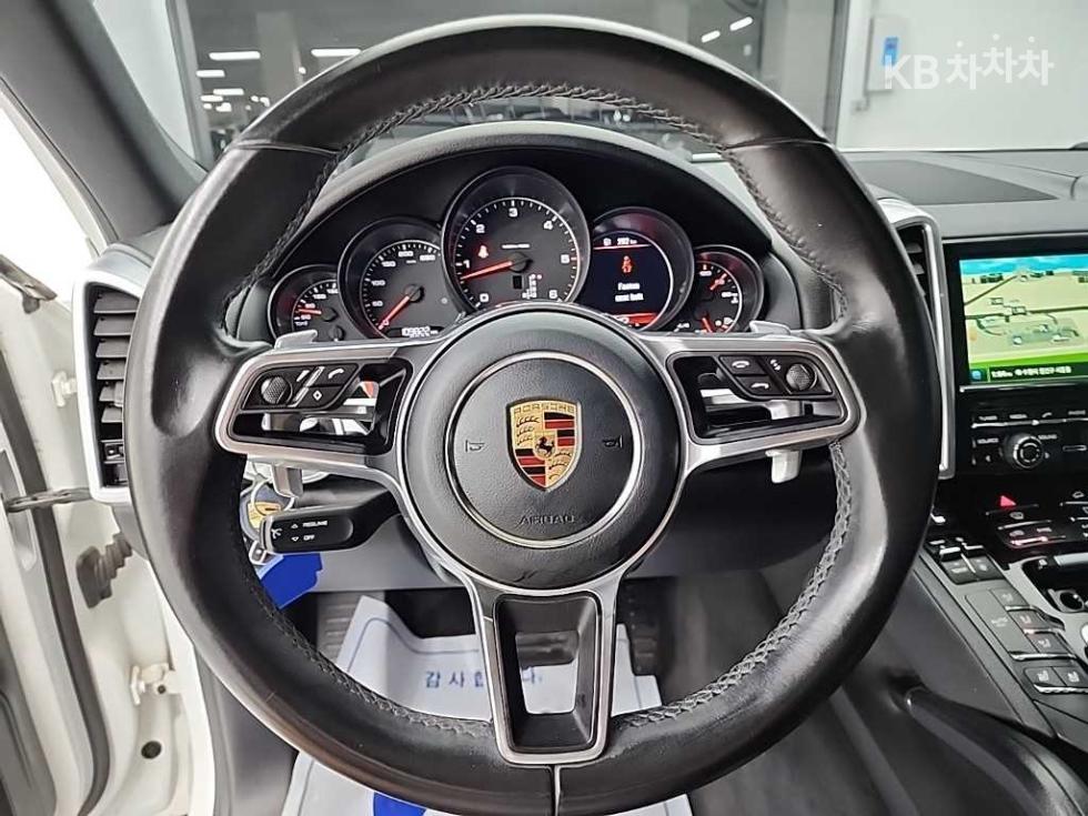 2016 Porsche (958) photo