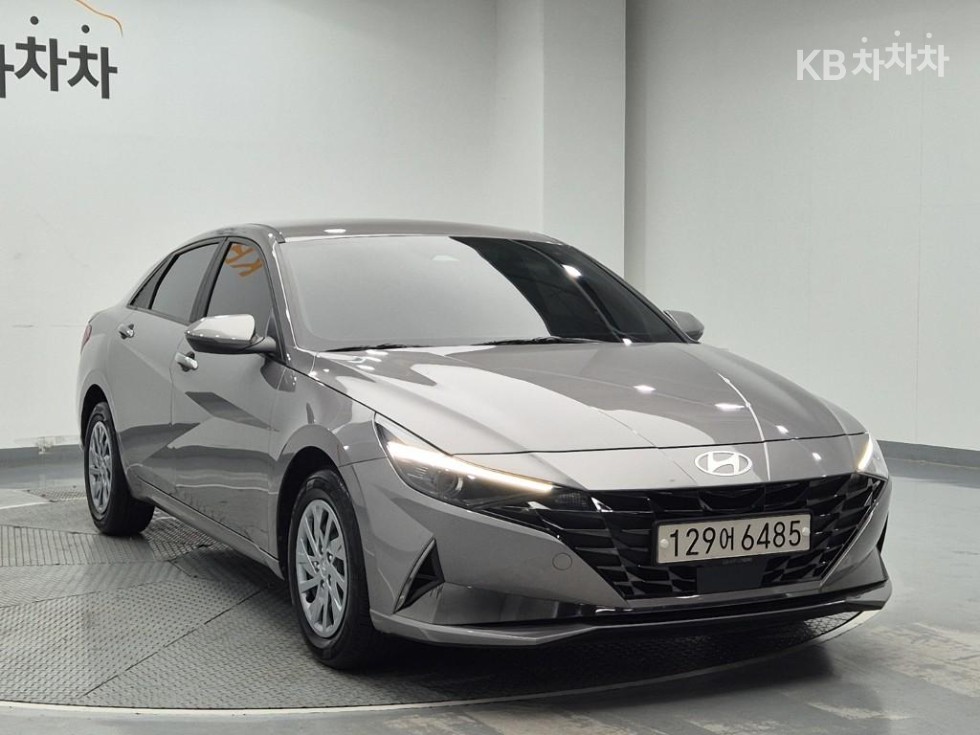 Hyundai Avante — miniaturë 4