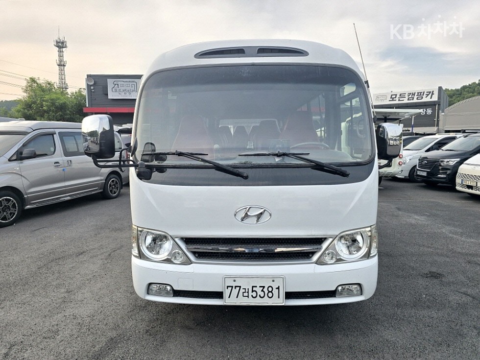 Hyundai County