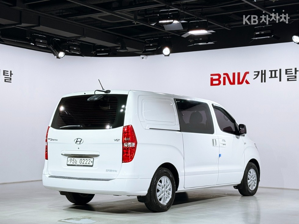 Hyundai Starex — miniaturë 2