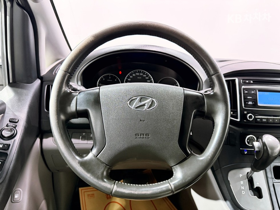 Hyundai Starex — miniaturë 6