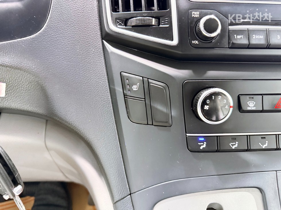 Hyundai Starex — miniaturë 12