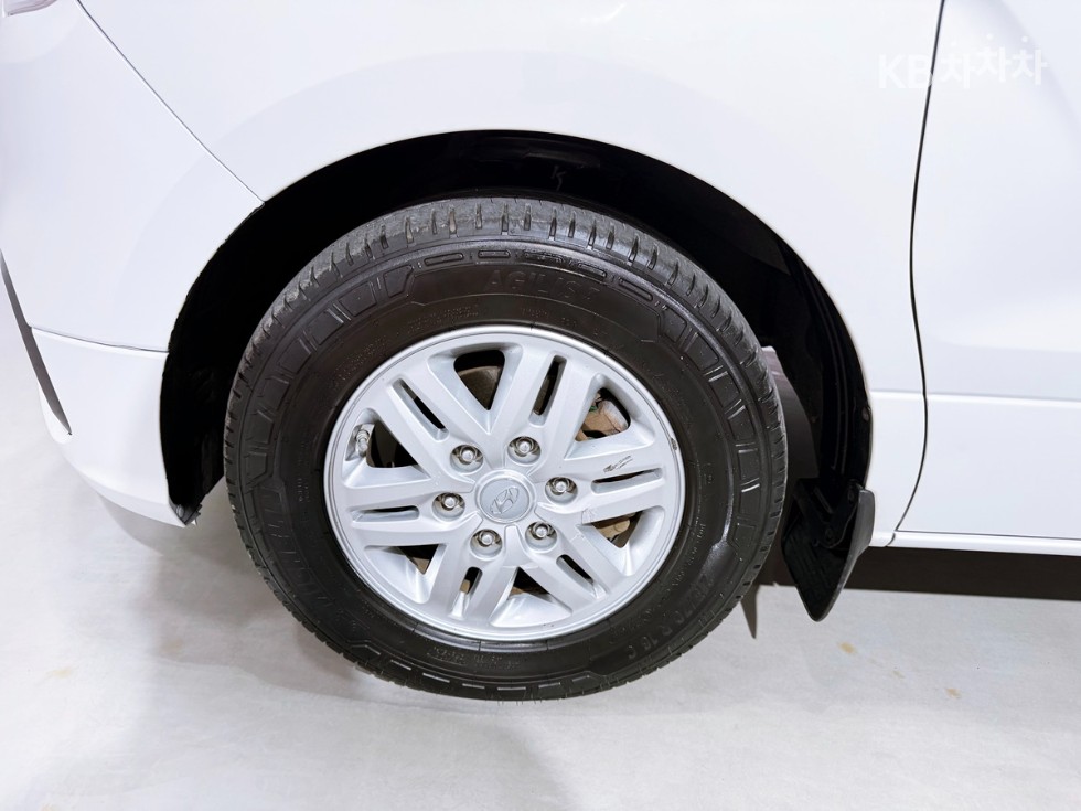 Hyundai Starex — miniaturë 20