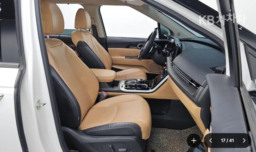 Kia Carnival — miniaturë 12