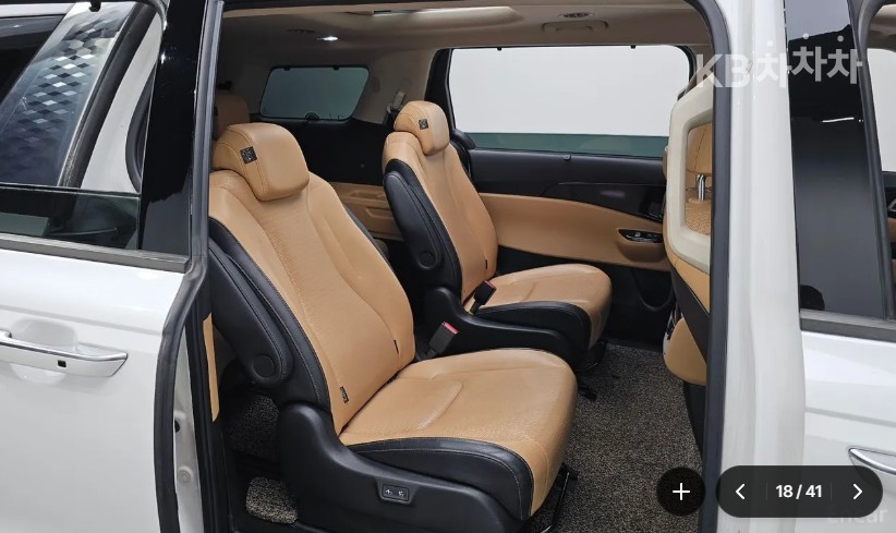 Kia Carnival — miniaturë 13