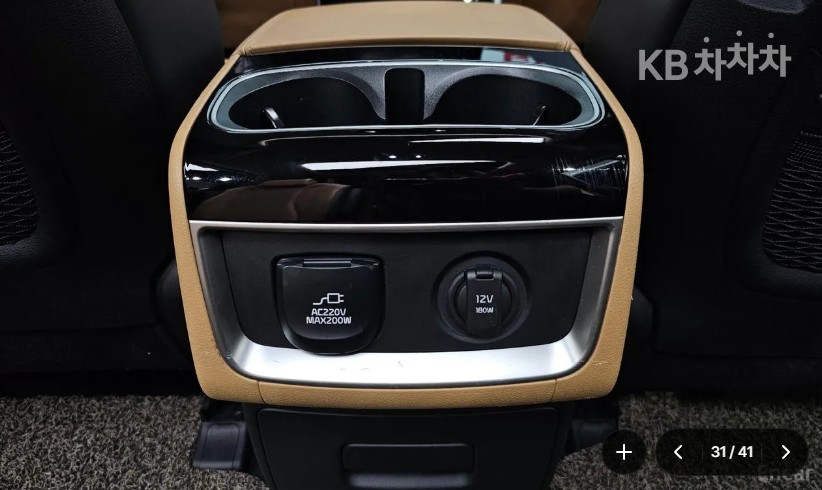 Kia Carnival — miniaturë 25