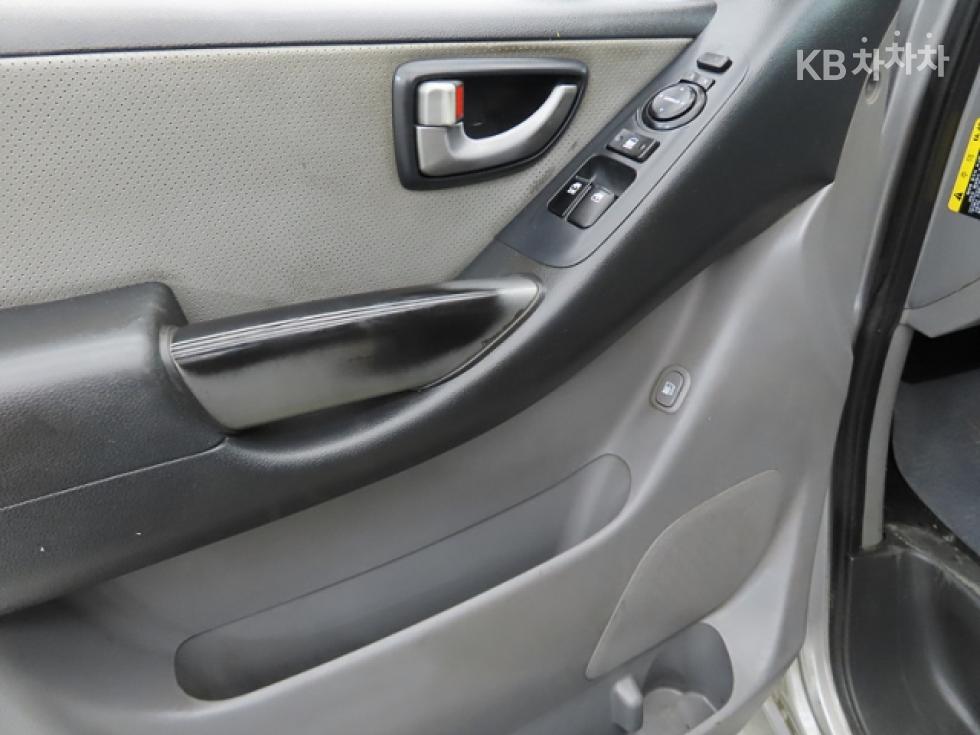 Hyundai Starex — miniaturë 12
