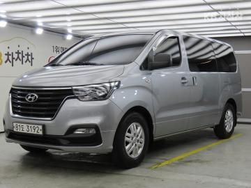 Hyundai Starex 5인승 밴 CVX — foto 1