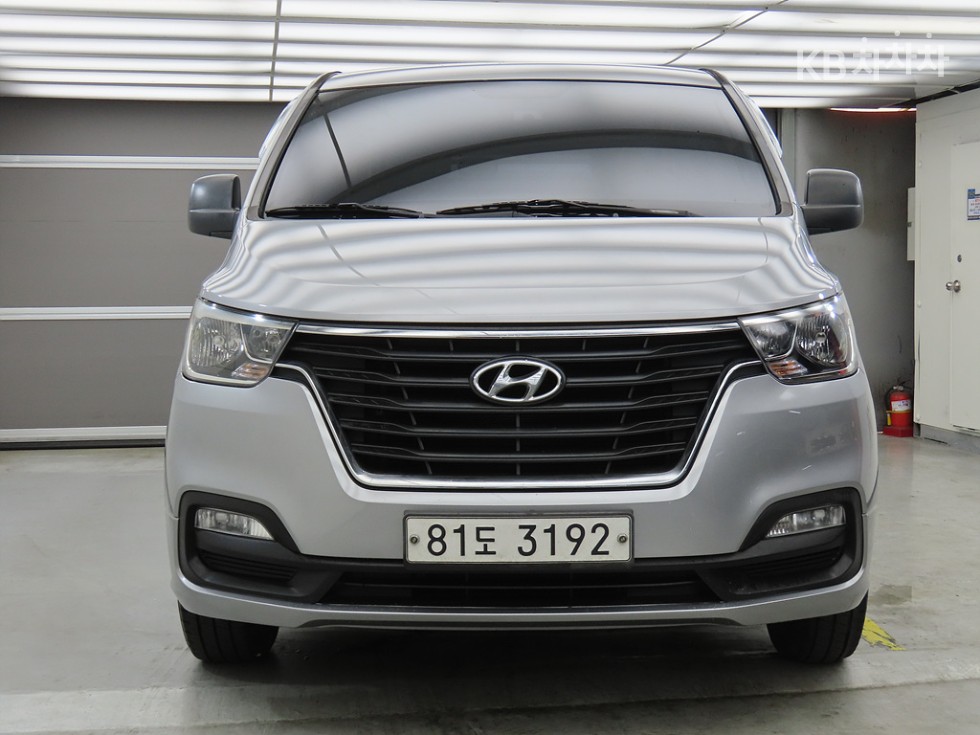 Hyundai Starex — miniaturë 2
