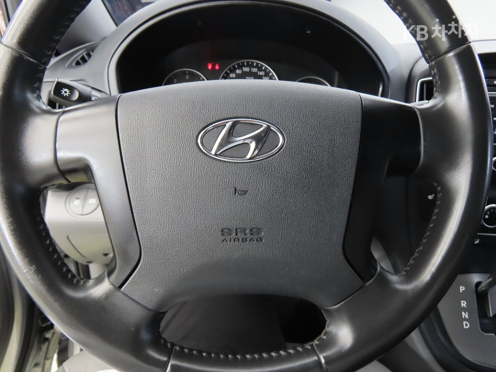 Hyundai Starex — miniaturë 10