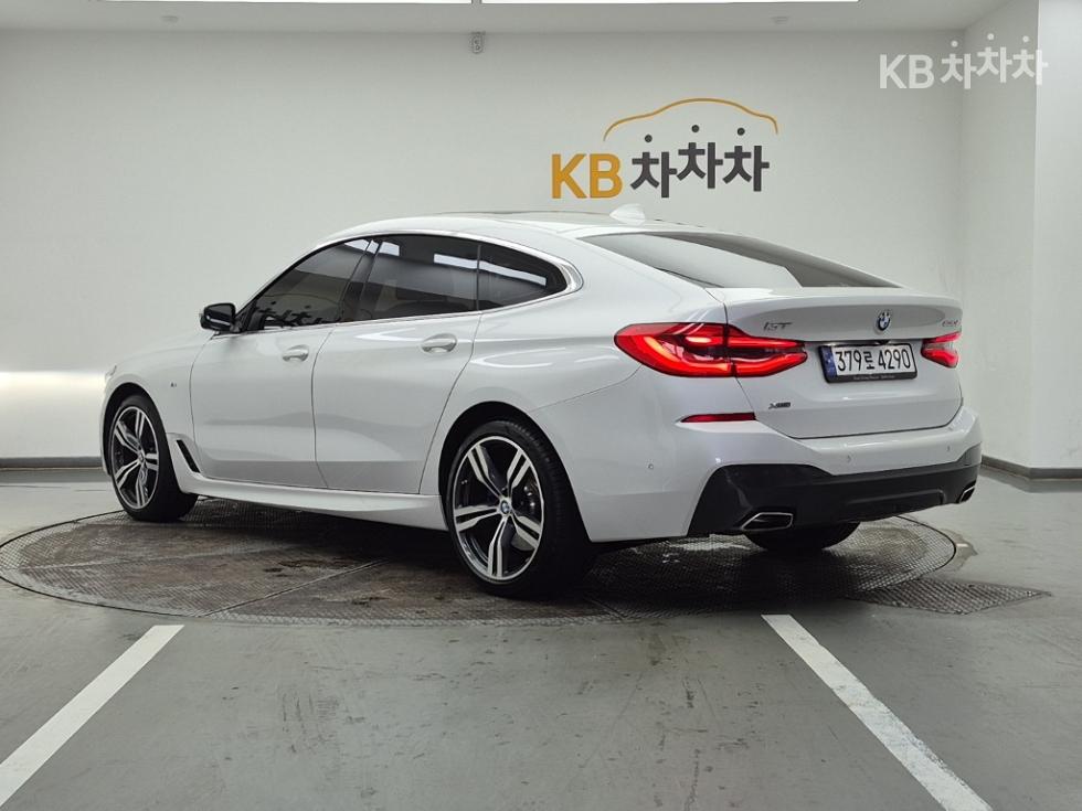 2023 BMW BMW photo