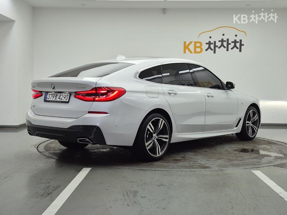2023 BMW BMW photo