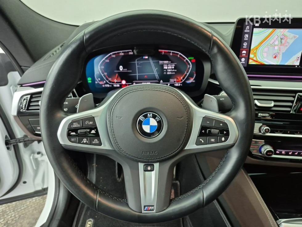2023 BMW BMW photo