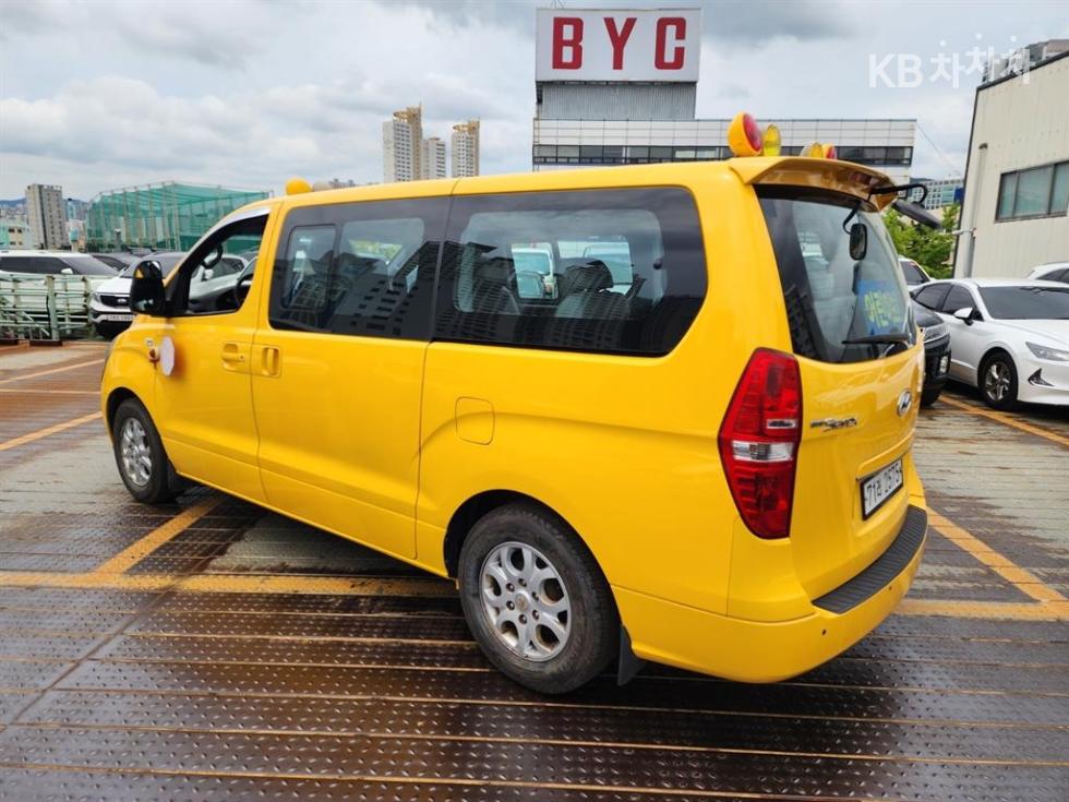 Hyundai Starex — miniaturë 7
