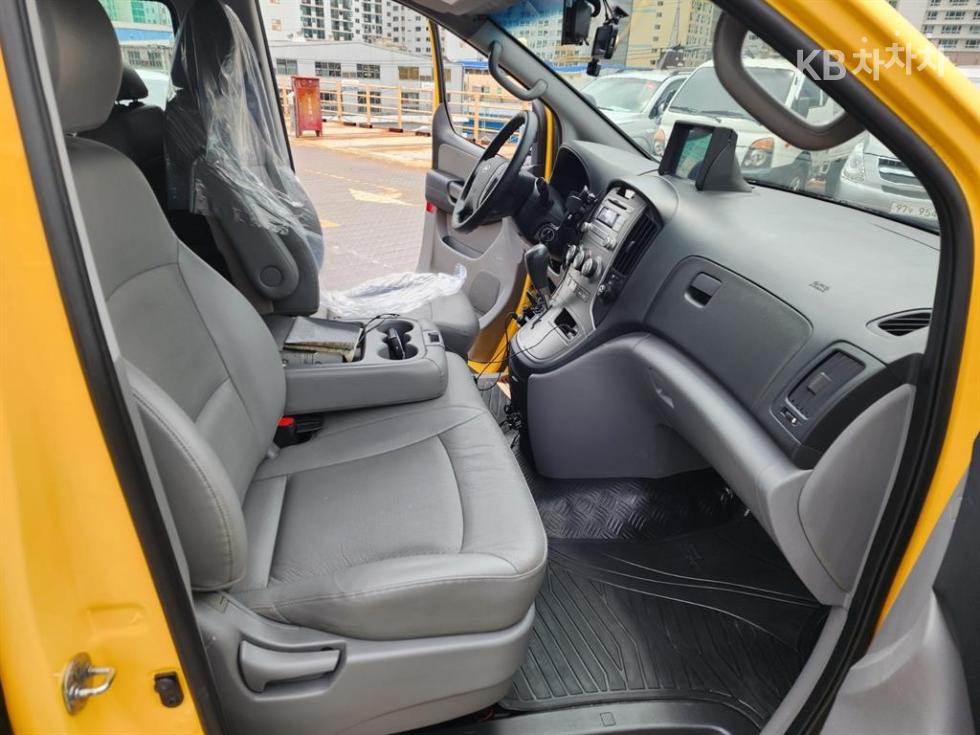 Hyundai Starex — miniaturë 10
