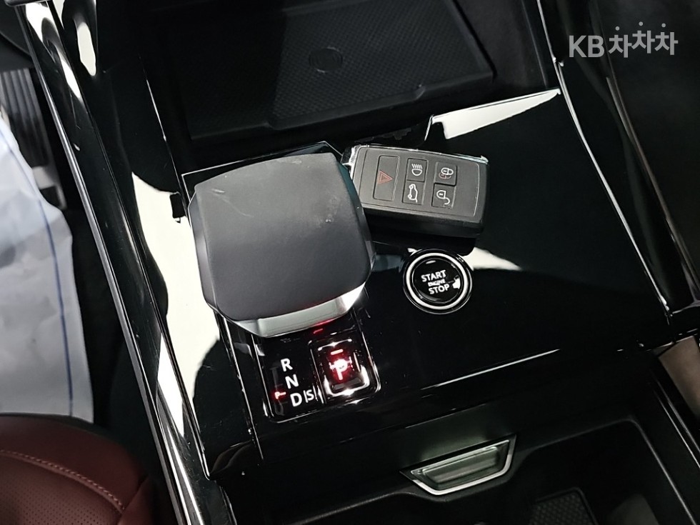 Land Rover Range Rover Sport — miniaturë 18