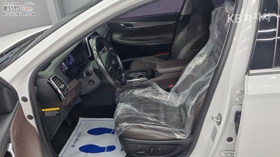 Hyundai Grandeur — miniaturë 9