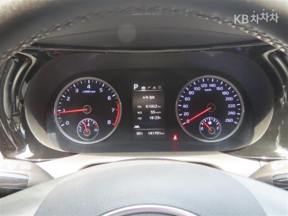 Kia K5 — miniaturë 5
