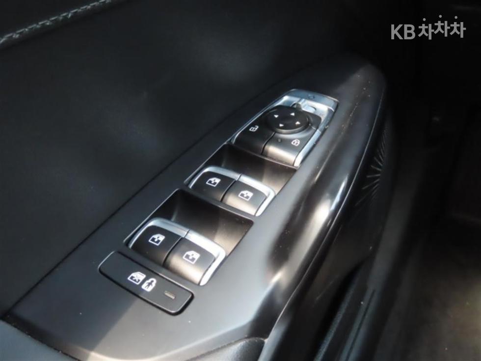 Kia K5 — miniaturë 12