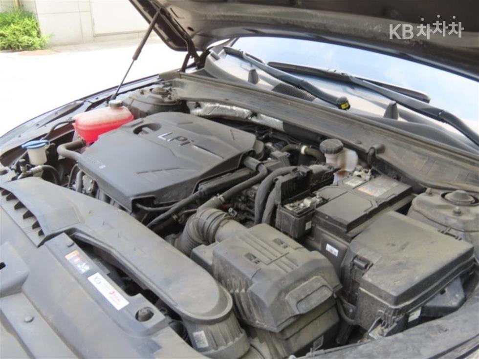 Kia K5 — miniaturë 20