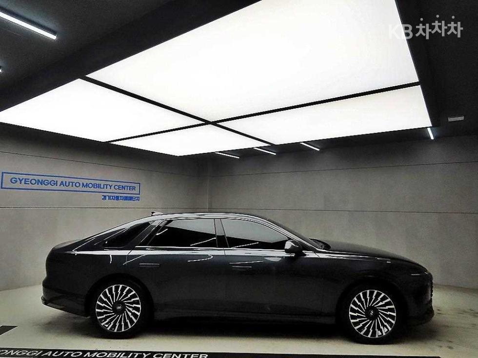 2023 Hyundai Used Car photo