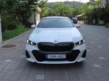 BMW 5er 530i xDrive — foto 1