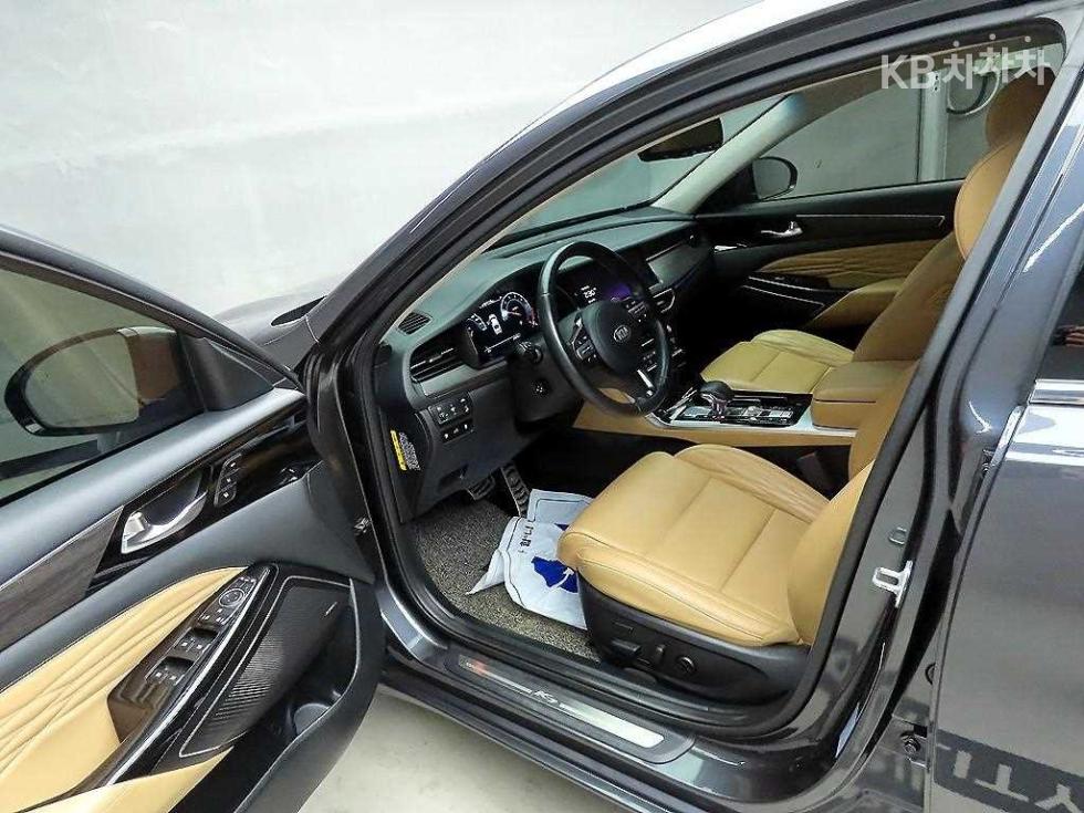 2019 Kia K7 photo