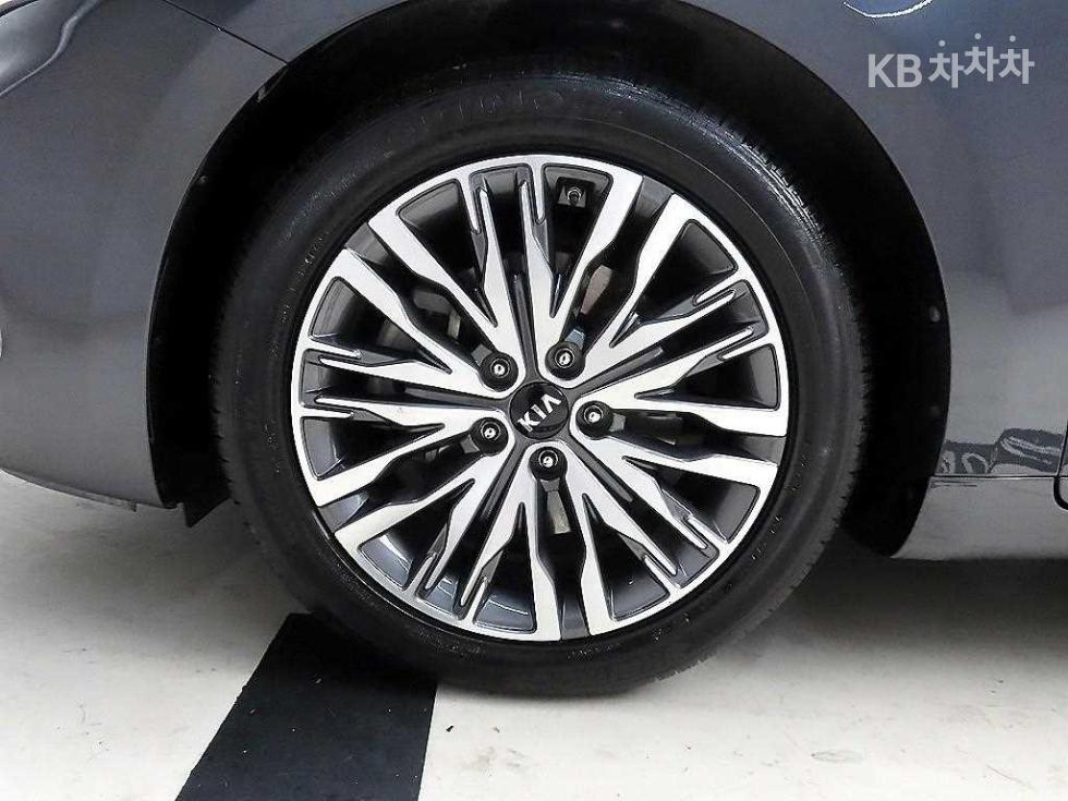 2019 Kia K7 photo