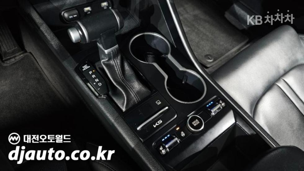 Kia K5 — miniaturë 9
