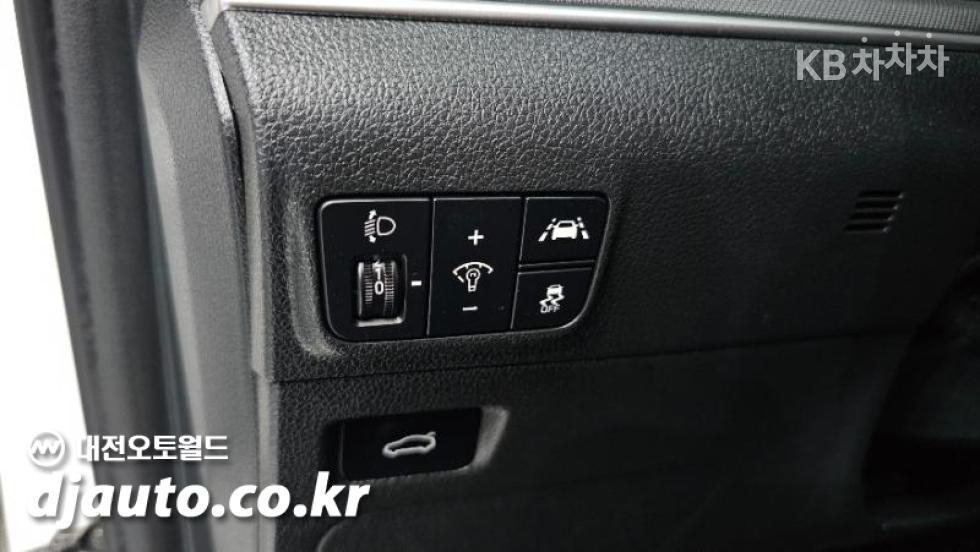 Kia K5 — miniaturë 14