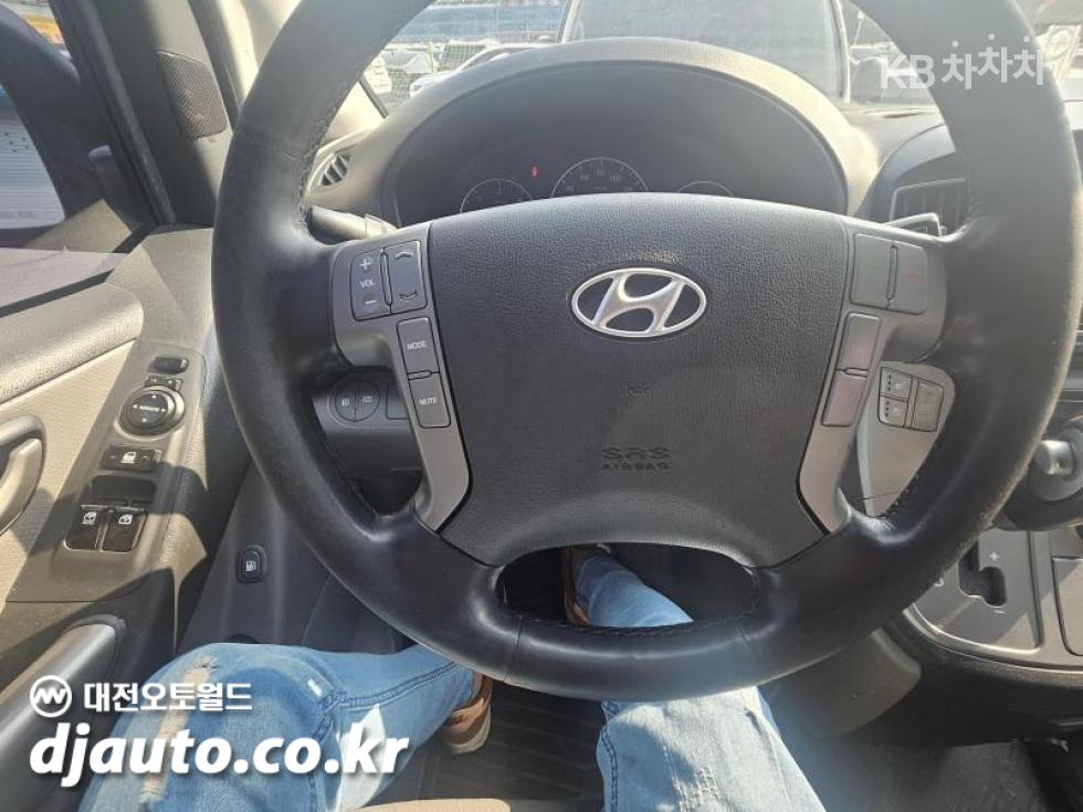 Hyundai Starex — miniaturë 2