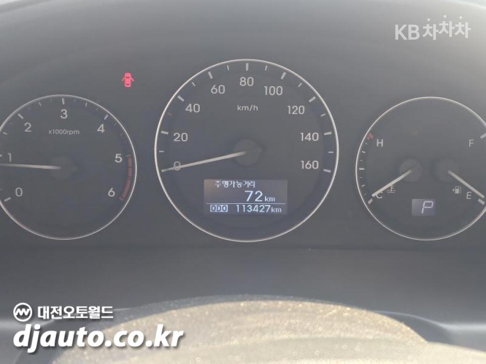 Hyundai Starex — miniaturë 3