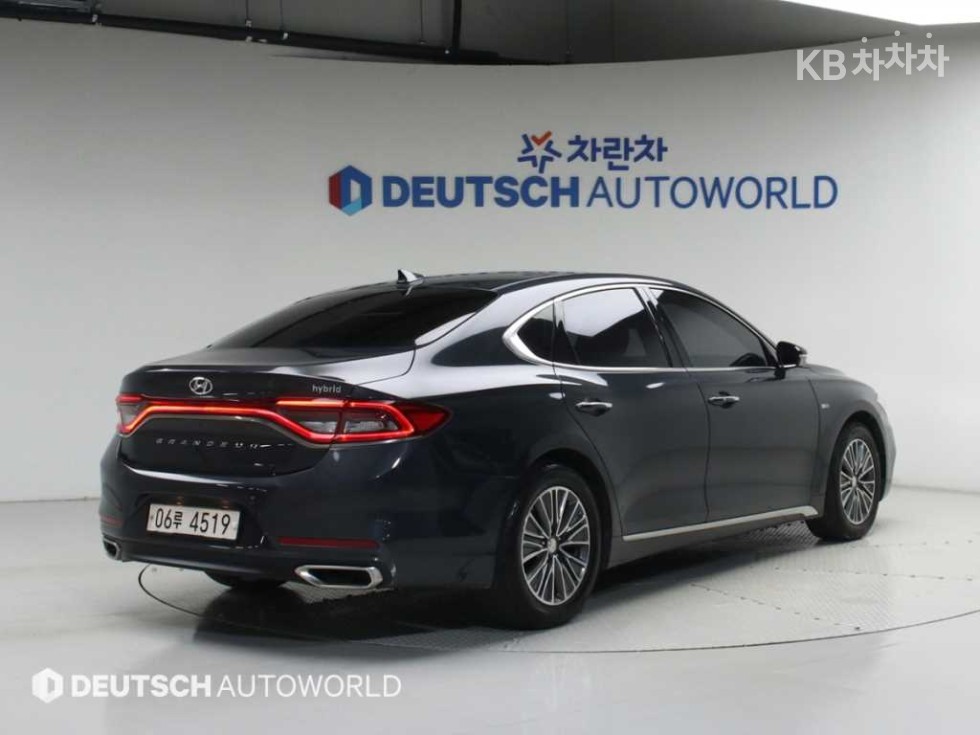 Hyundai Grandeur — miniaturë 2