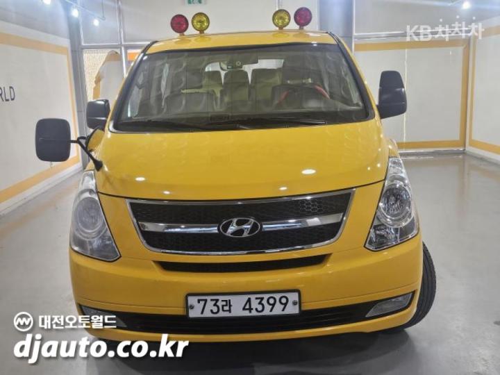 Hyundai Starex 15인승 어린이버스 4WD — foto 1