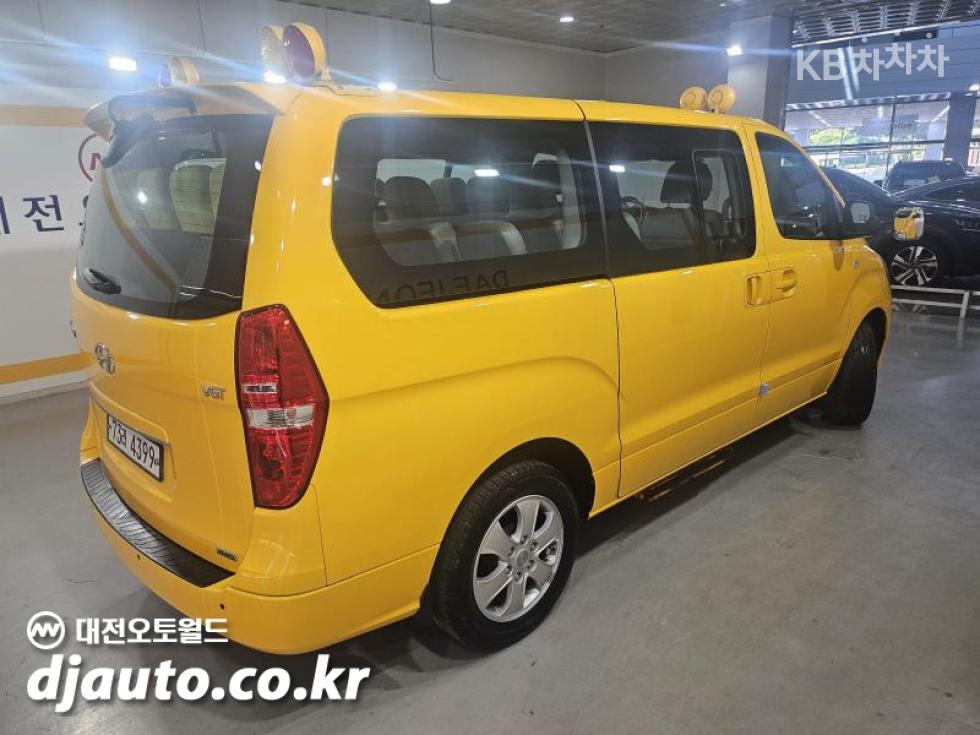 Hyundai Starex — miniaturë 6