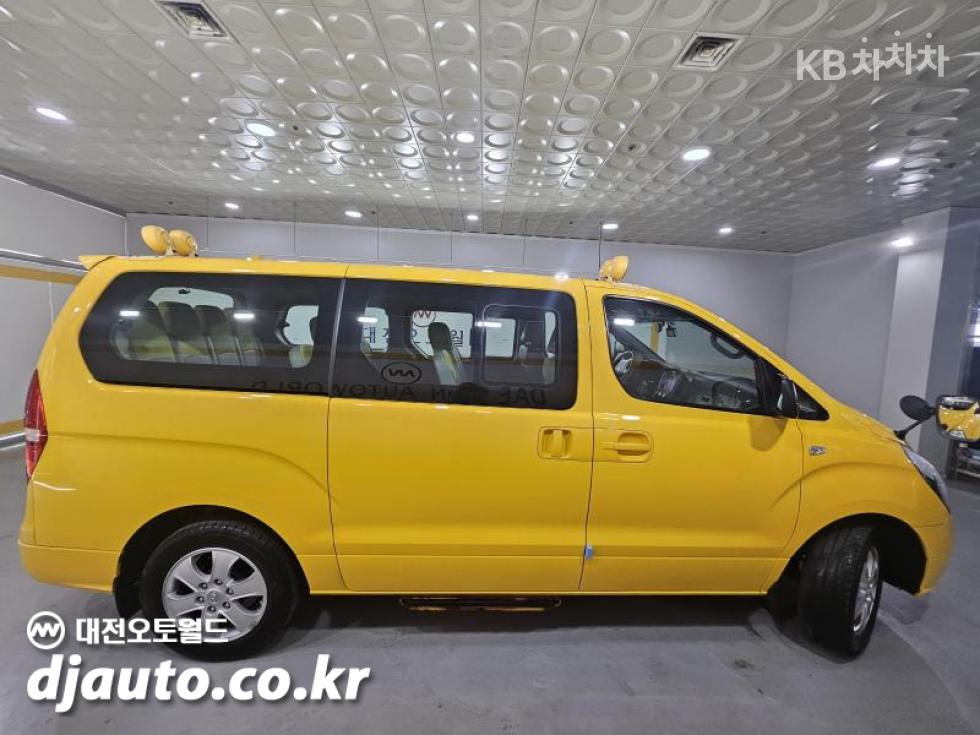 Hyundai Starex — miniaturë 7