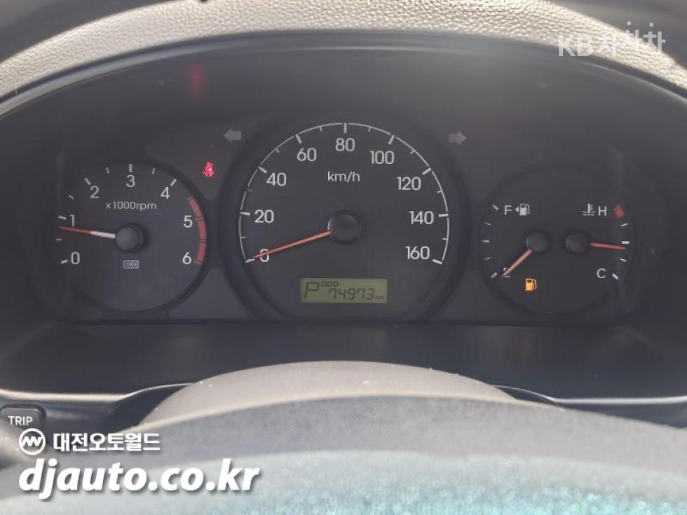 Hyundai Starex — miniaturë 14