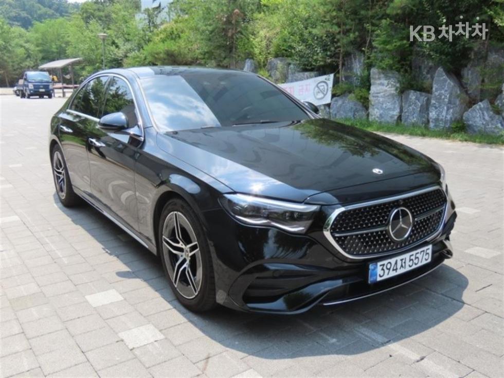 Mercedes-Benz E-klasse — miniaturë 2