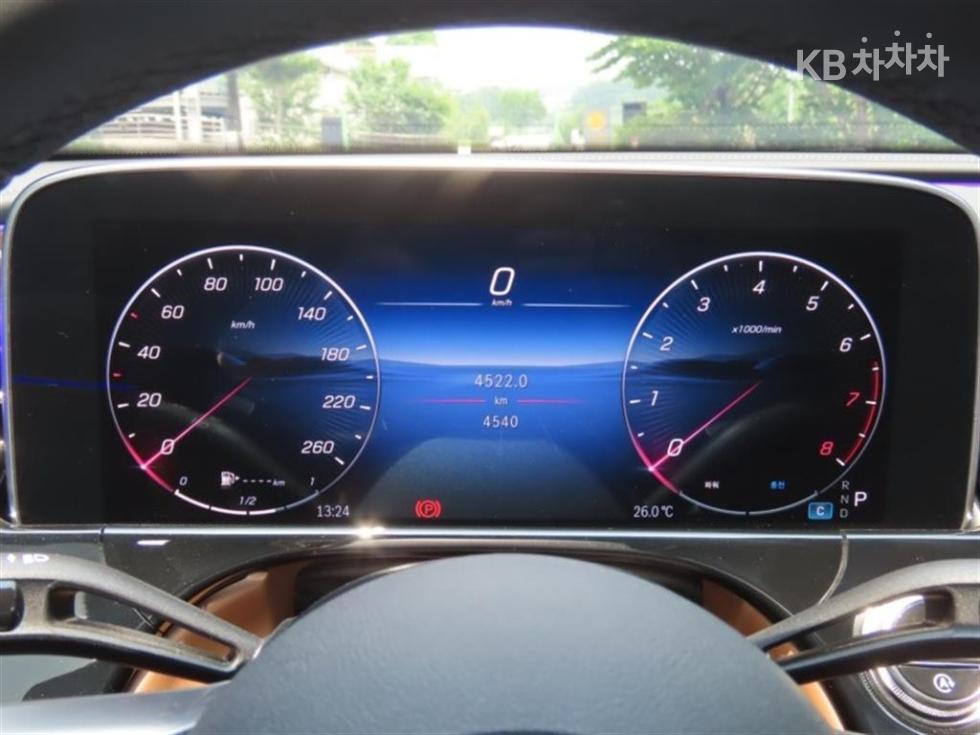 Mercedes-Benz E-klasse — miniaturë 5
