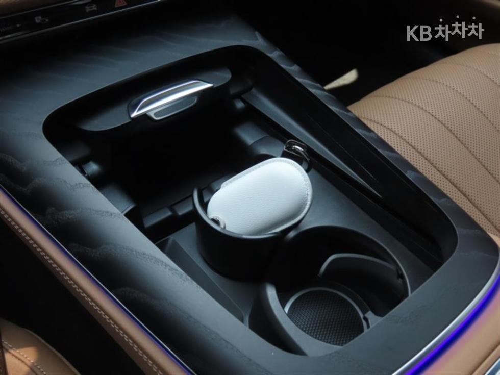 Mercedes-Benz E-klasse — miniaturë 6