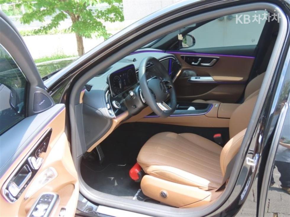 Mercedes-Benz E-klasse — miniaturë 13