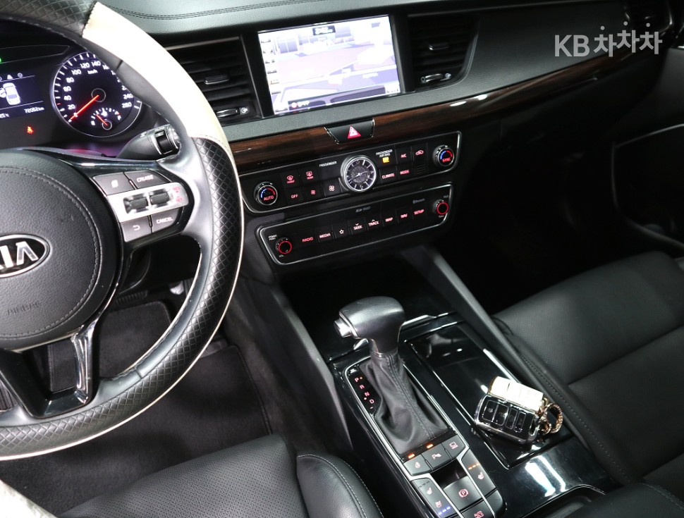 Kia K7 — miniaturë 11