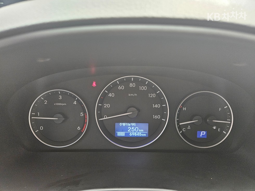 Hyundai Starex — miniaturë 11