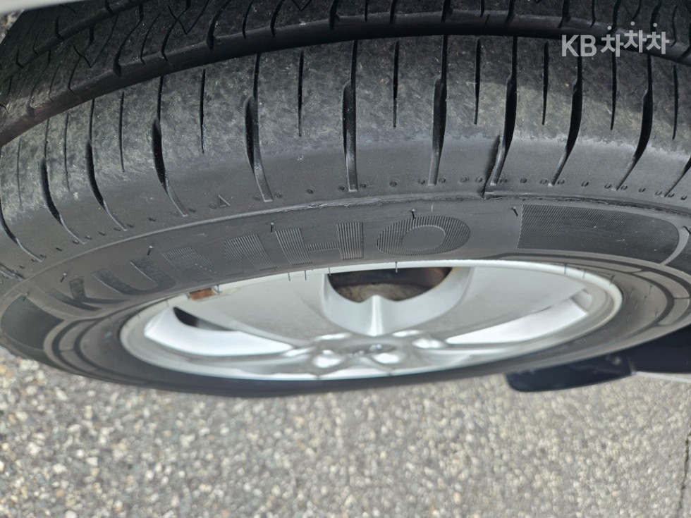 Hyundai Starex — miniaturë 18